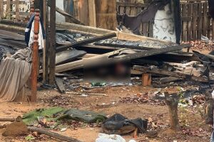 Homem &eacute; encontrado morto e parcialmente carbonizado ap&oacute;s inc&ecirc;ndio em Campo Grande