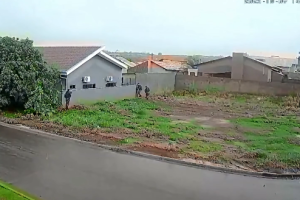 Veja momento do confronto com o Choque que terminou com quatro mortos em Sidrol&acirc;ndia (v&iacute;deo)