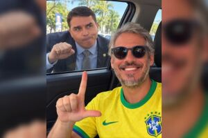 Tiago debocha de 'subura' de Fl&aacute;vio