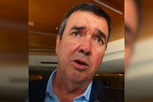Apoiando Fl&aacute;vio Bolsonaro, Riedel diz que busca ampliar vantagem para o presidenci&aacute;vel em MS (v&iacute;deo)