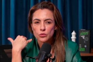 Soraya diz que Bolsonaro amea&ccedil;ou expor transi&ccedil;&atilde;o de g&ecirc;nero do filho durante campanha (v&iacute;deo)