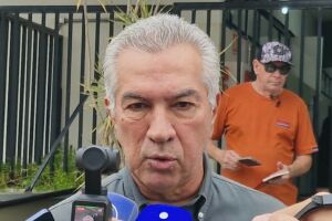 Reinaldo Azambuja aposta em vit&oacute;ria de Fl&aacute;vio Bolsonaro e prev&ecirc; surpresa nas urnas (v&iacute;deo)