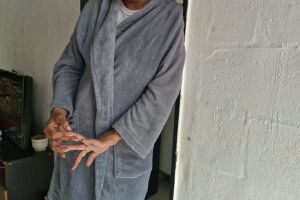 'Jogaram a culpa em mim', diz m&atilde;e que passou dias com beb&ecirc; morto na barriga em Campo Grande (v&iacute;deo)