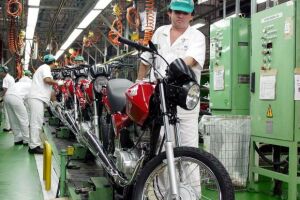 Produção de motos cai 18,6% em agosto, diz Abraciclo