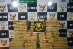 DOF apreende drogas e contrabandos avaliados em R$ 25 milhões