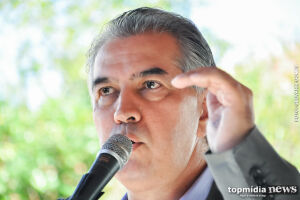 Reinaldo anuncia redução de comissionados e corte em contratos de terceirizados