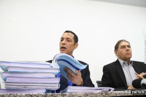 Procurador do Município mostra processo contra a Solurb