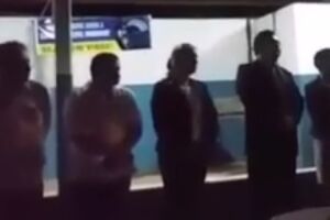 Na Lata: secretário de Segurança leva fora e é vaiado em evento público; VEJA O VÍDEO