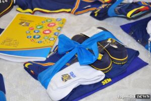 Prefeitura pega ‘carona’ em licitação do MEC para fornecer kits escolares