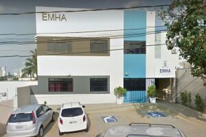 Na Lata: Com casas alagadas e déficit de habitação, até sede da Emha enfrenta problemas