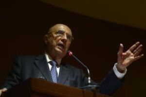 Governo vai calcular impacto das mudanças na proposta de reforma da Previdência