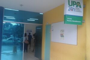 Criança para na UTI com pneumonia, após 3 diagnósticos de 'virose' em UPA da Capital