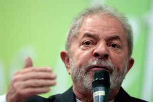 Moro nega pedido do MPF e da defesa de Lula para ouvir mais testemunhas na ação do triplex