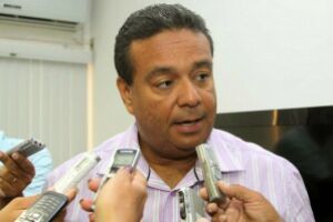 Prefeito terá de exonerar 'servidoras empresárias'