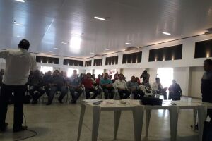 Contra reajuste zero, policiais e bombeiros decidem protestar e prometem cruzar os braços