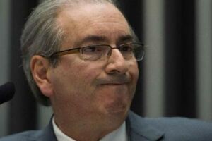 Eduardo Cunha vai continuar preso em Curitiba