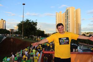 Siqueira liderou protestos contra Lula e Dilma em MS