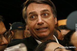 'Ninguém aqui é candidato a nada', afirma Bolsonaro em Campo Grande