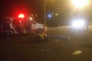Motociclista morre ao bater em traseira de caminhão no Aero Rancho