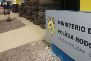 Polícia apreende pneus contrabandeados avaliados em mais de R$ 50 mil