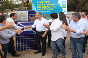Governador entrega pavimentação asfáltica de 86 ruas em Aquidauana