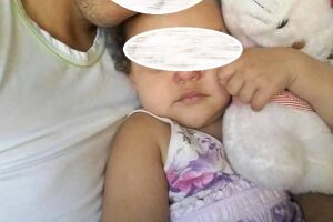 Criança de 2 anos tem intestino perfurado e politraumatismo após ser espancada