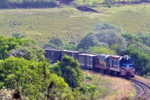 Ferroeste faz primeira consulta pública por ferrovia entre Dourados e PR