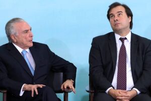 Temer e Rodrigo Maia discutem reforma da Previdência durante reunião no Alvorada