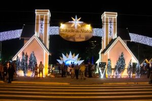 Cidade do Natal tem coral, dança, orquestra e André Santini neste domingo