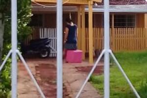 Brasileira encontrada morta com corda no pescoço foi assassinada