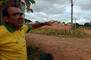 'Cascalhamento é feito de quatro em quatro anos', reclamam moradores do Jardim Macaúbas