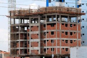 Construção civil fecha 2017 em queda, mas empresários iniciam ano com otimismo