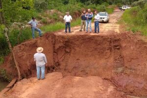 Com 16 municípios em emergência, Defesa Civil orienta população contra desastres