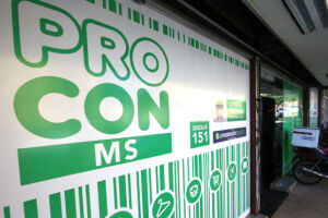 Procon Estadual divulga pesquisa de mensalidades de universidades