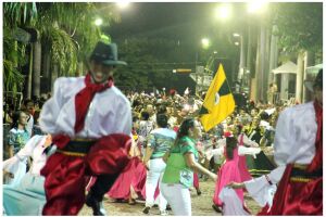 Com maior carnaval de MS, Corumbá já está festando nesta semana