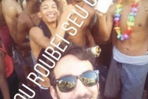 Após selfie racista no Carnaval, rapaz é demitido: 'não nos interessa tal perfil'