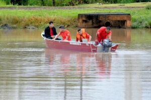 Bombeiros localizam corpo de rapaz afogado em lago de Fátima do Sul