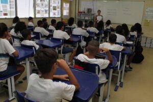 Projeto de saúde nas escolas vai para gaveta:  'já é ofertado pelo SUS'
