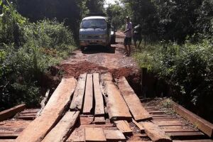 VÍDEO: ponte precária coloca em risco a vida de moradores em MS