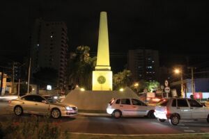 Prefeitura apaga luzes de praças e obelisco hoje à noite pela campanha 'Hora do Planeta'