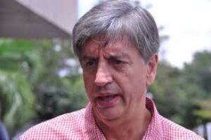 Justiça manda 'tomar' 30% do salário do deputado Dagoberto Nogueira