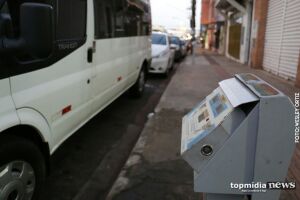 Vereadores aprovam projeto que autoriza tolerância de 15 minutos em estacionamento rotativo