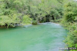 Trecho do Rio Formoso, um dos pontos turísticos mais atrativos de Bonito