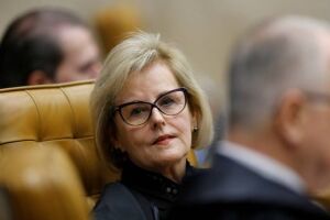 Rosa Weber surpreende e vota contra habeas corpus de Lula no STF
