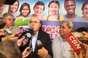 'Vamos eleger André Puccinelli governador do Rio Grande do Sul': ministro comete gafe em MS