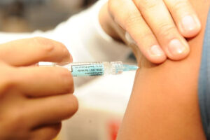 Secretaria de Saúde de Bonito inicia vacinação contra gripe Influenza