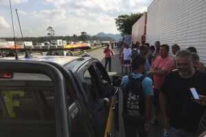 Mesmo com acordo, caminhoneiros mantêm protestos nas rodovias federais