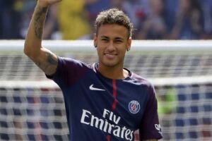 Neymar é eleito melhor jogador do Campeonato Francês