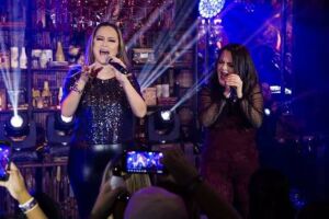 Patrícia e Adriana lançam quinta música do DVD A História Continua