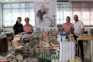 Fundação Manoel de Barros entrega 880 kg de alimentos à vítimas de câncer